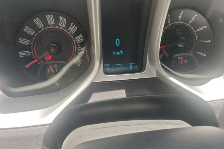 Used Chevrolet Camaro 2011 3.6L Legendary Performance Edition