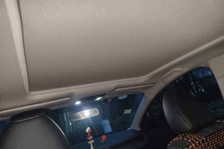 Used Honda Vezel 2017 1.8L CVT Front-Wheel Drive Pioneer Edition
