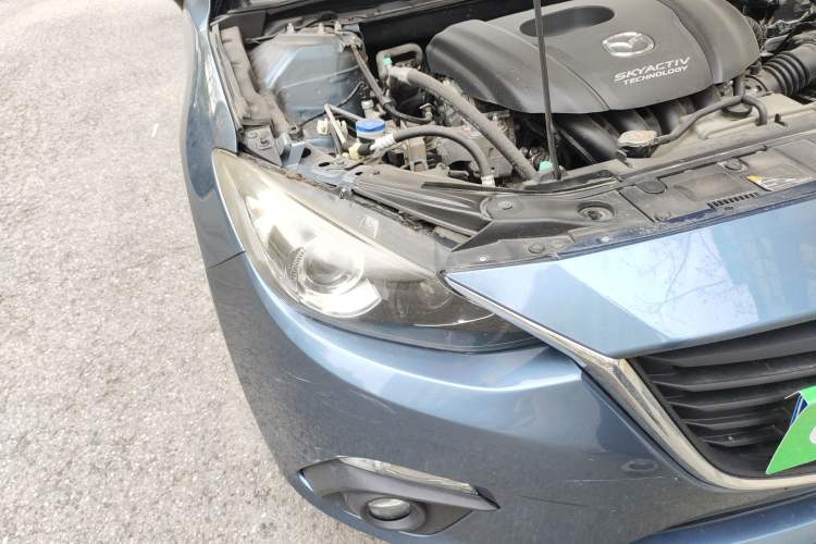 Used Mazda 3 Axela 2014 Sedan 1.5L Automatic Comfort Model Right Front Headlight