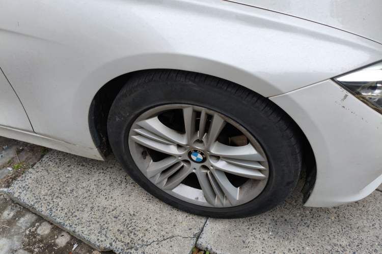 Used BMW 3 Series 2016 320i Fashion Model
