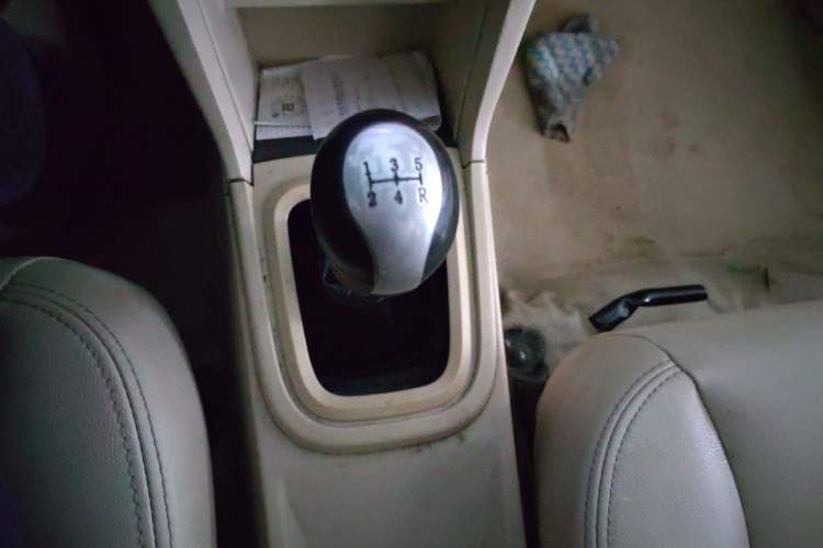 Used Chery Fengyun 2 2013 Hatchback 1.5L Manual Ruiyi Edition