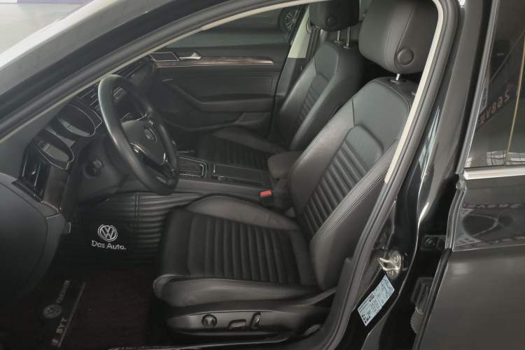 Used Volkswagen Magotan 2019 330TSI DSG Luxury Model China V Standard