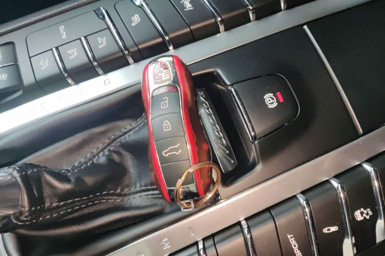 Used Porsche Macan 2018 Macan 2.0T