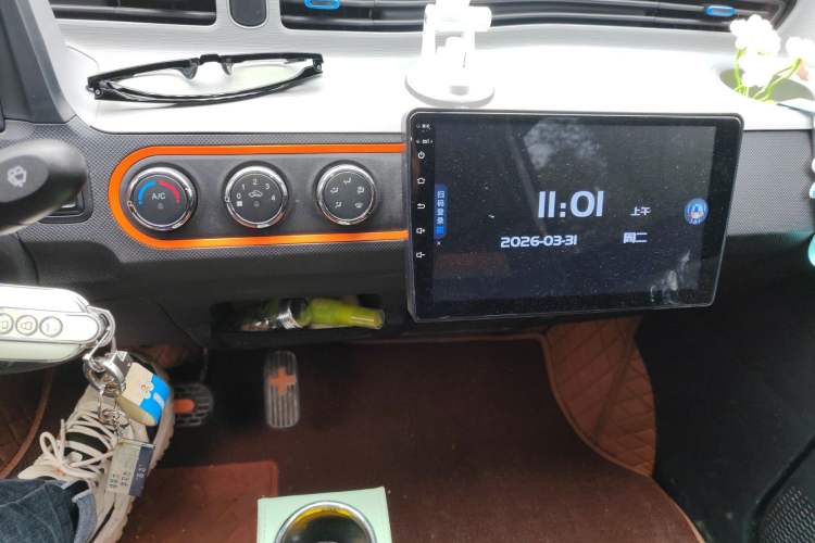 Used Wuling Hongguang MINIEV 2022 Zizai Version Lithium Iron Phosphate Audio And AC Panel