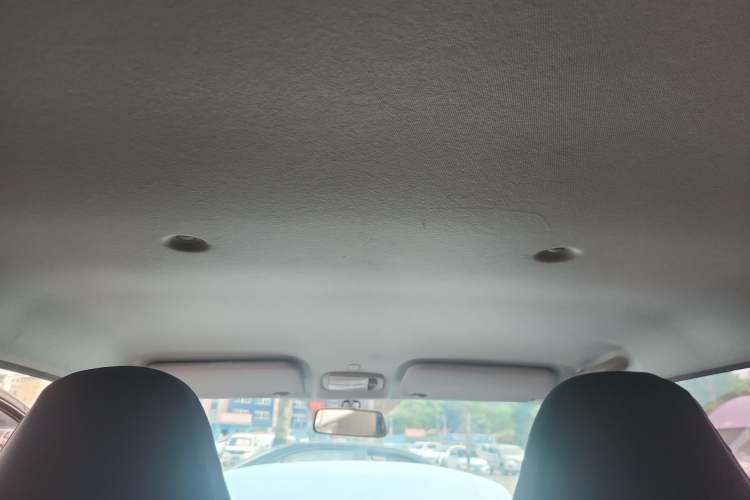 Used Chery QQ Ice Cream 2022 120km Conical Shape Lithium Iron Phosphate Headliner