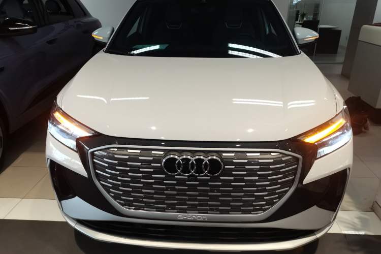 Used Audi Q4 e-tron 2023 40 e-tron Boundary Edition