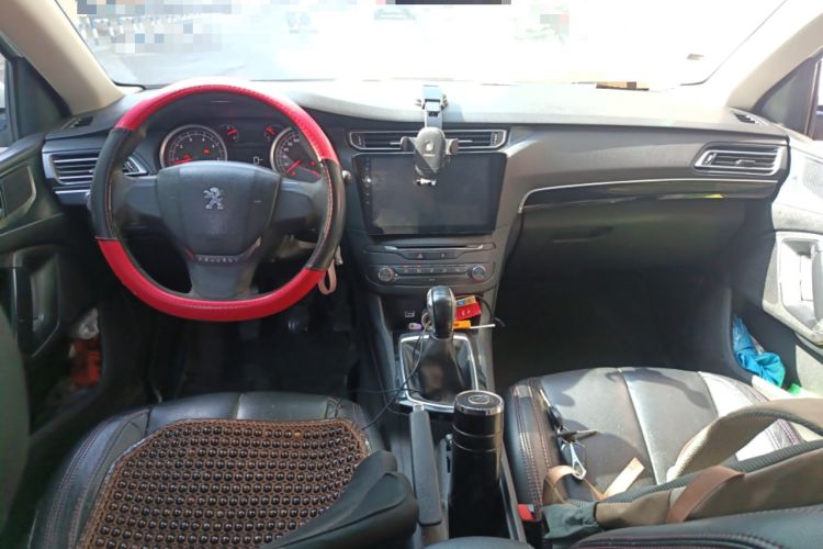 Used Peugeot 408 2018 Revised Version 1.8L Manual Leading Edition Center Console