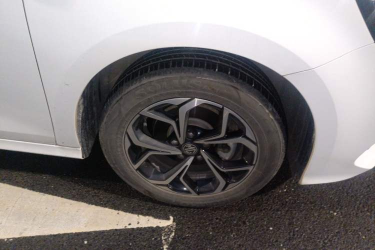 Used MG 5 2022 180 DVVT CVT Youth Style Edition
