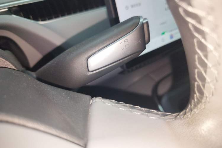 Used XPeng MONA M03 2024 515 Long-Range Gear Lever