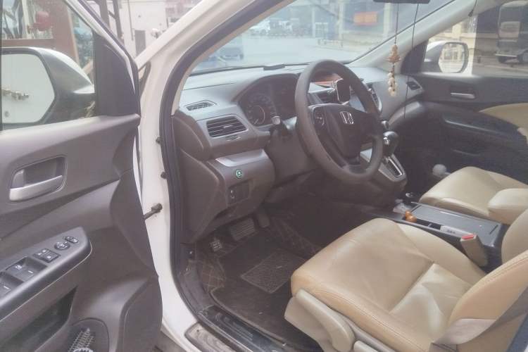 Used Honda CR-V 2012 2.0L two-wheel drive urban version