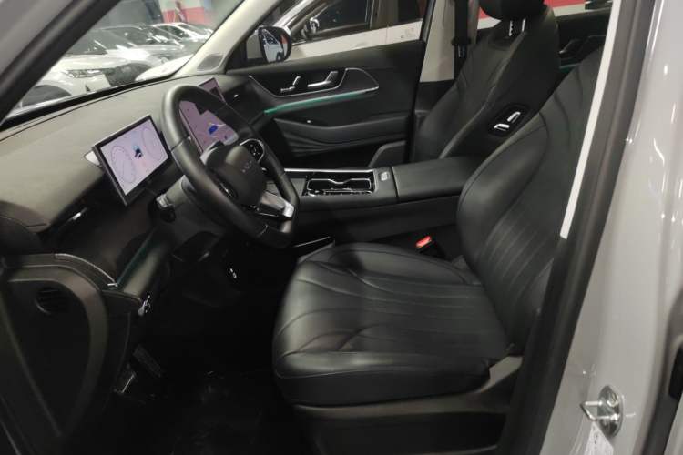 Used Chery Fengyun T9 2024 120 Long-Range Comfort Version 7-Seater Lithium-Ion Battery
