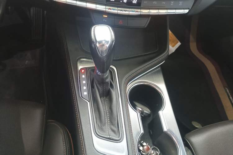 Used Cadillac CT4 2020 28T Elite Edition Gear Lever