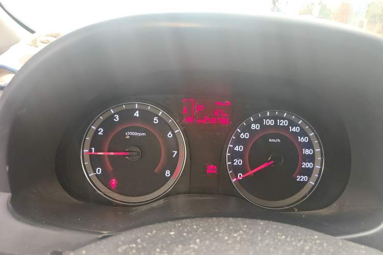 Used Hyundai Verna (older generation) 2010 Sedan 1.4L Automatic Fashionable GT Model
