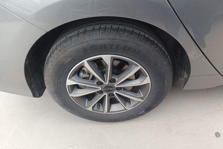 Used BYD Destroyer 05 2024 HONOR Edition DM-i 55KM Luxury Model Exterior 5