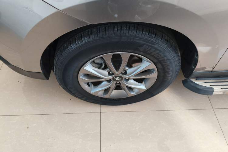 Used Hyundai ix35 2015 2.0L Automatic 2WD Comfort Edition China V Standard
