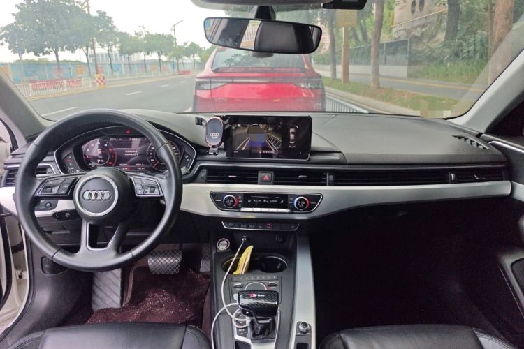 Used Audi A4L 2019 40 TFSI Fashion Edition China VI Emission Standard
