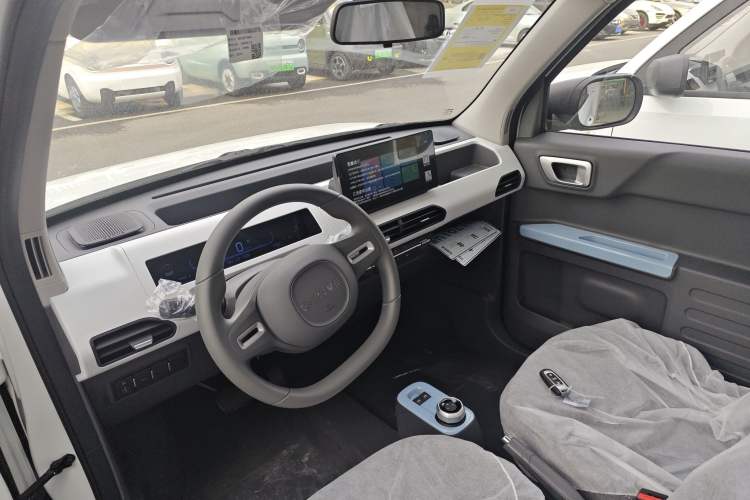 Used Geely Galaxy Panda 2024 Panda Mini 200km Dragon Edition