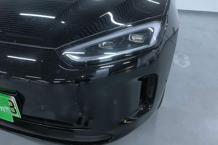 Used Hima AITO M5 2025 Extended-Range Ultra Rear-Wheel-Drive Version Left Front Headlight