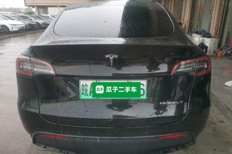 Used Tesla Model Y 2021 Long-Range All-Wheel-Drive Version Rear