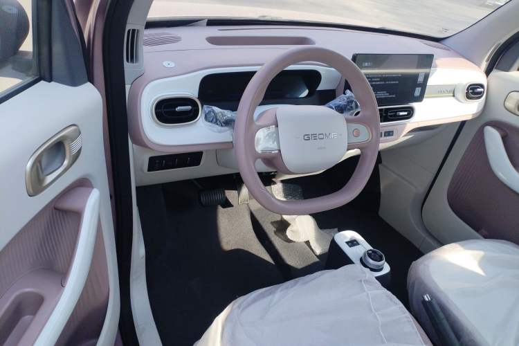 Used Geely Galaxy Panda 2025 210 km – Yuanqi Bear