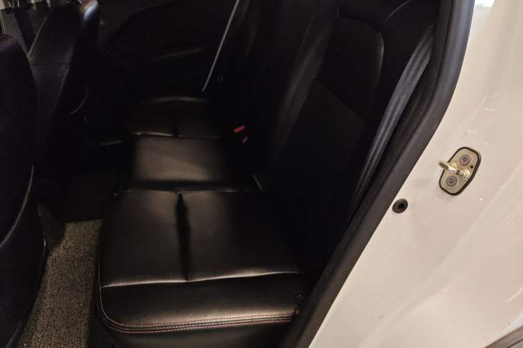 Used Citroen C3-XR 2015 1.6L Automatic Fashion Model