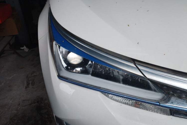 Used Toyota Corolla Hybrid E+ 2020 1.8L E-CVT Comfort Edition Right Front Headlight