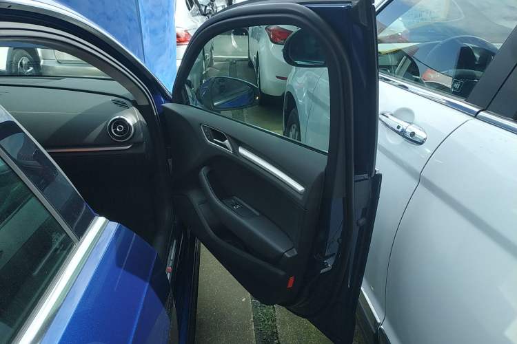 Used Audi A3 2014 Sportback 40 TFSI S line Comfort Model