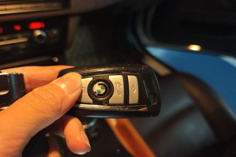 Used BMW 5 Series 2017 525Li Luxury Design Package Vehicle Key