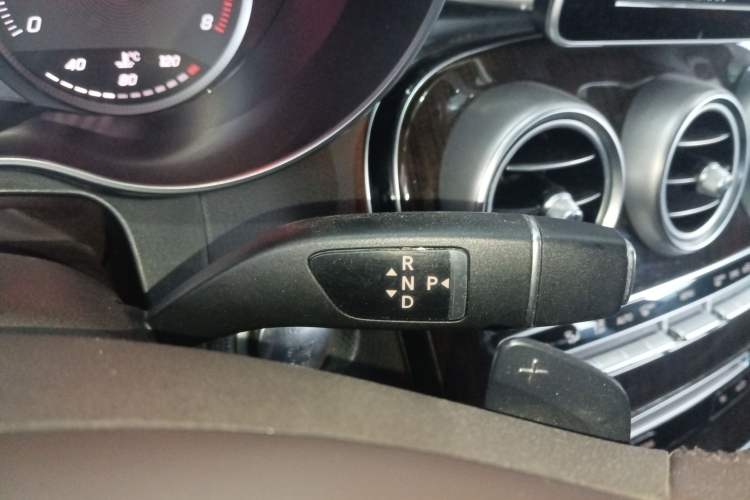 Used Mercedes-Benz GLC 2019 GLC 260 L 4MATIC Dynamic Model
