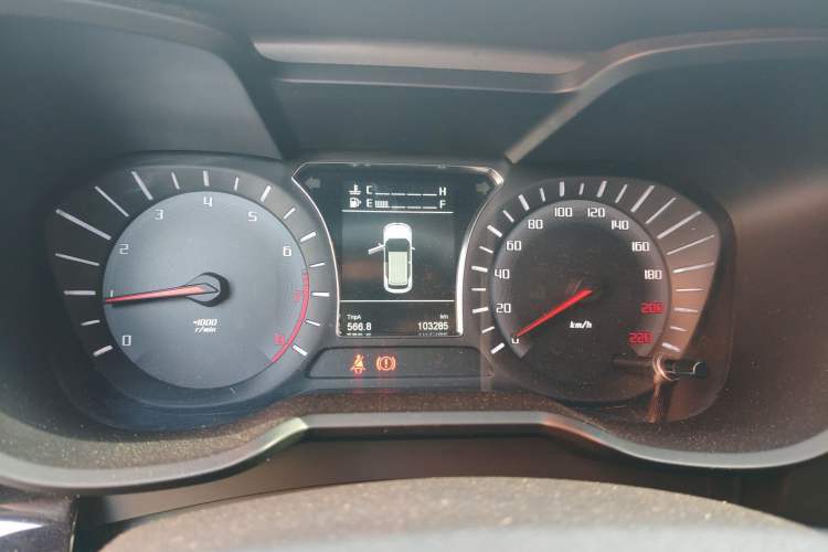 Used GAC Trumpchi GS4 2017 235T Manual Two-Wheel Drive Luxury Edition Instrument Cluster