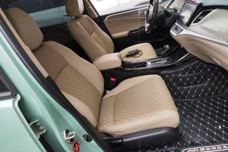 Used Honda Jade 2017 210TURBO CVT Fashion Edition 5-seater
