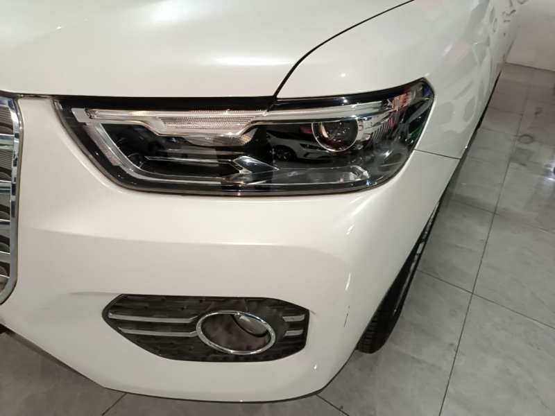 Used Haval H6 2017 Red Label 2.0T Automatic Two-Wheel Drive ZhiShang Model — 23