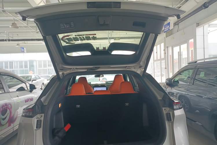 Used Dongfeng Aeolus L7 New Energy 2024 518 Pro Trunk