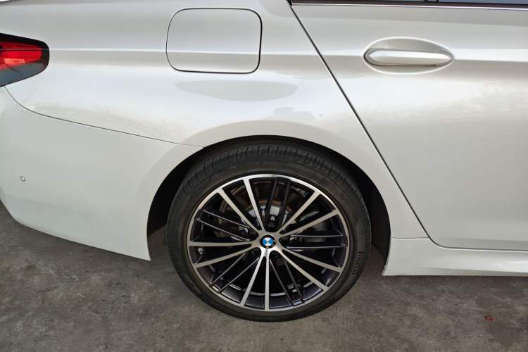 Used BMW 5 Series 2021 530Li Leading Model M Sport Package