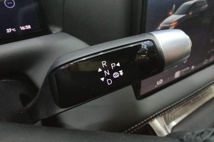 Used XPeng G9 2025 725 with Ultra-Long Range Max
