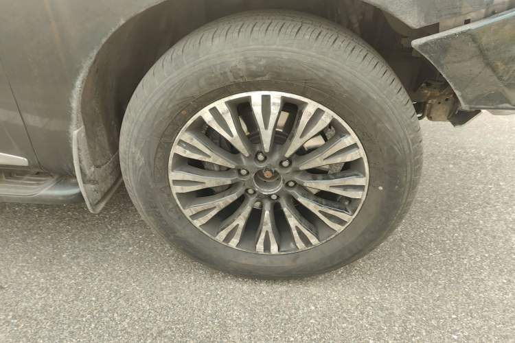 Used Nissan Patrol 2018 Y62 5.6 LE-T2 Middle East