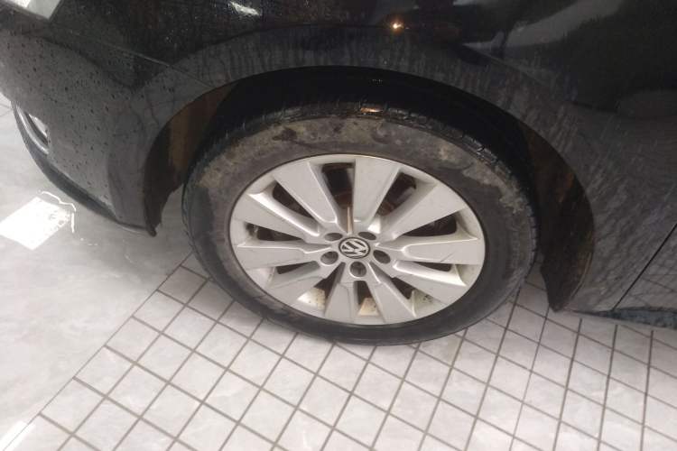 Used Volkswagen Lavida 2013 Restyled Classic 1.6L Automatic Comfort Edition
