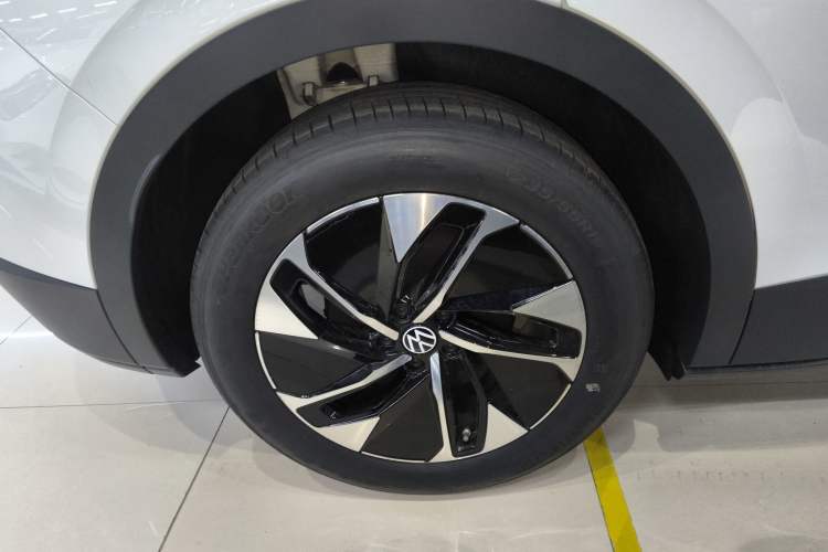 Used Volkswagen ID.4 CROZZ 2025 Pure Edition
