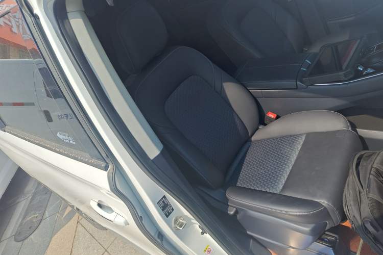 Used GAC Trumpchi M8 2023 Lingxiu Series 390T Luxury Edition Right Front Seat