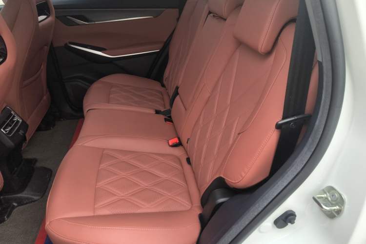 Used CHANGAN CS75 PLUS 2023 3rd Generation 1.5T Automatic Prestige Model
