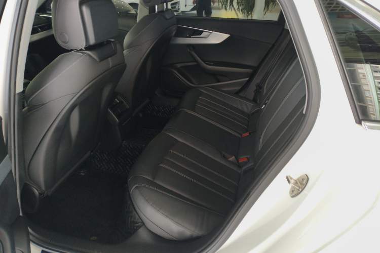 Used Audi A4L 2020 40 TFSI Fashion Dynamic Model