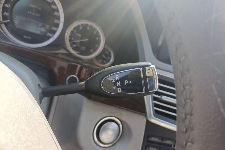 Used Mercedes-Benz E-Class 2011 E 300 L Elegant Model Gear Lever