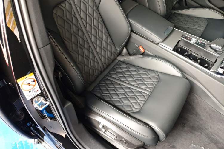 Used Audi A6L 2025 Revised 45 TFSI Prestige Dynamic Edition
