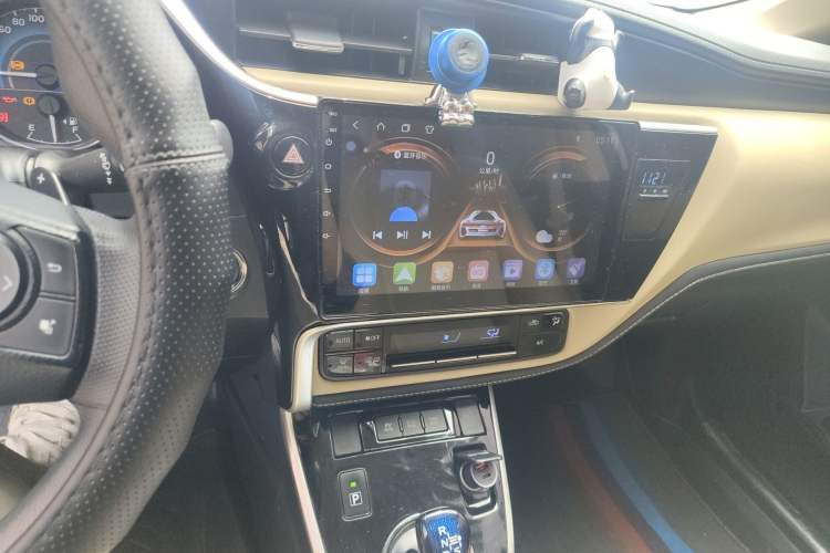 Used Toyota Corolla 2017 Revised Dual-Engine 1.8L E-CVT Leading Edition
