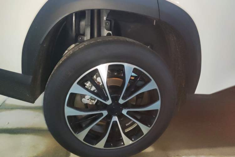 Used Geely Auto Emgrand X7 Sport 2026 Model 1.5TD Aspirational