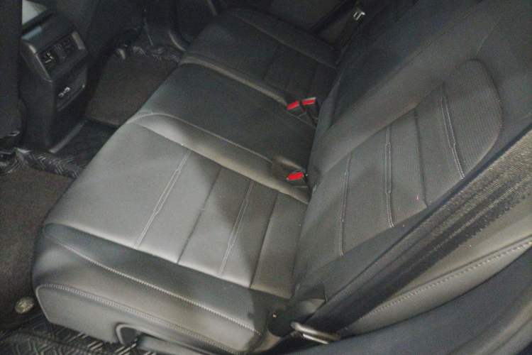 Used Honda CR-V 2023 240TURBO Two-Wheel-Drive Luxury Version 5 Seats