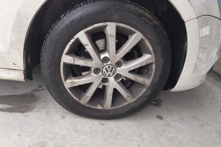 Used Volkswagen Sagitar 2012 1.6L Automatic Comfort Edition
