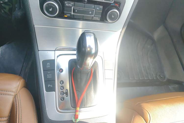 Used Volkswagen FAW-Volkswagen CC 2011 1.8TSI Luxury Model
