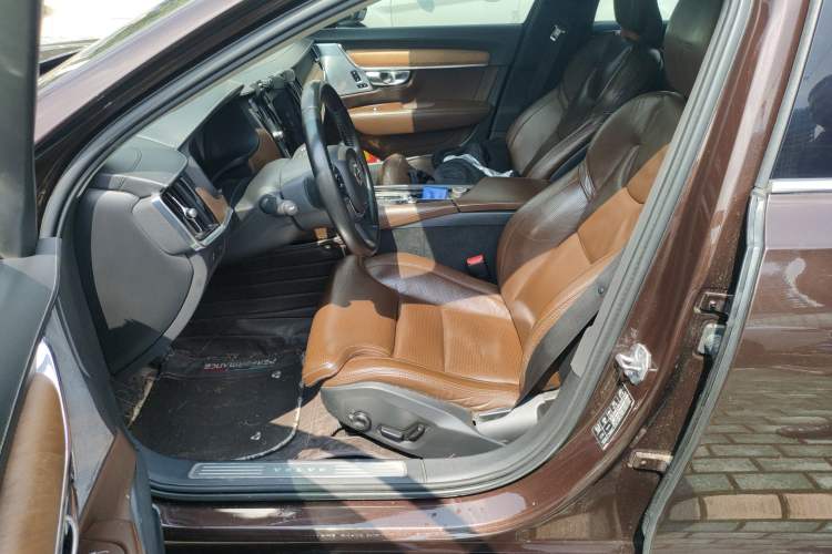 Used Volvo S90 2019 T5 Prestige Edition
