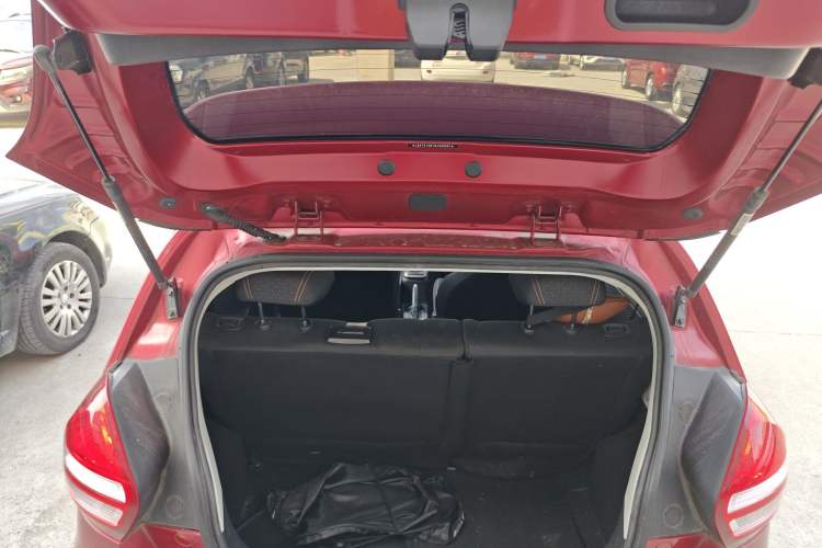 Used Geely Auto Vision X1 2017 1.3L Manual Frenzy Edition